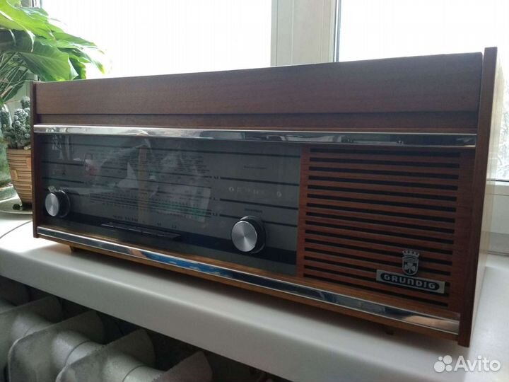 Радиоприемник Радиола grundig