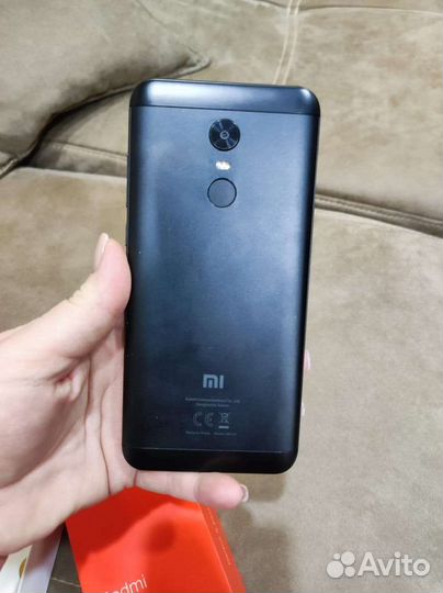 Телефон Xiaomi redmi 5 plus