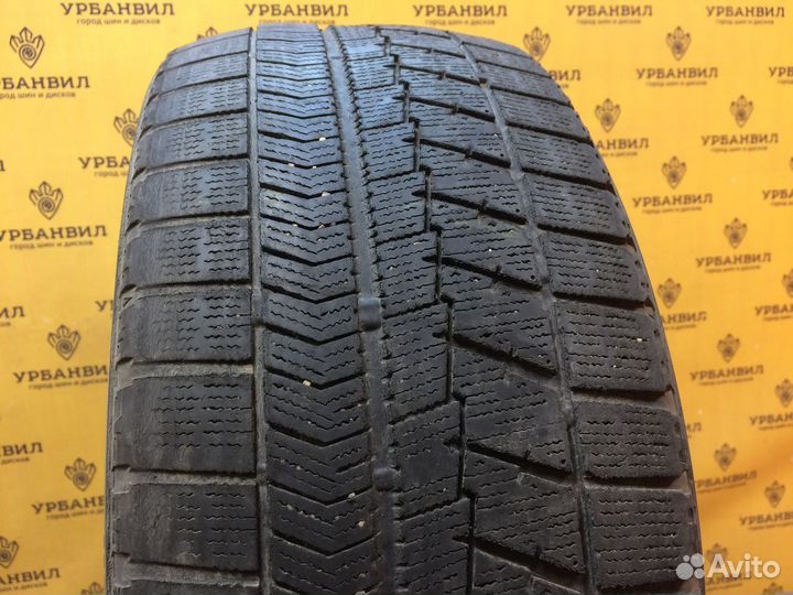 Bridgestone Blizzak VRX 215/50 R17 91S