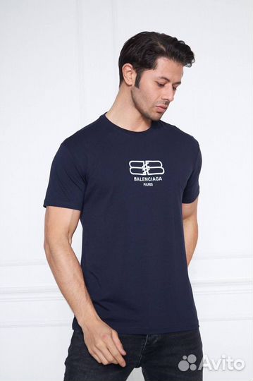 Футболка balenciaga