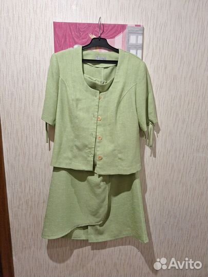 Костюм пиджак с юбкой 46