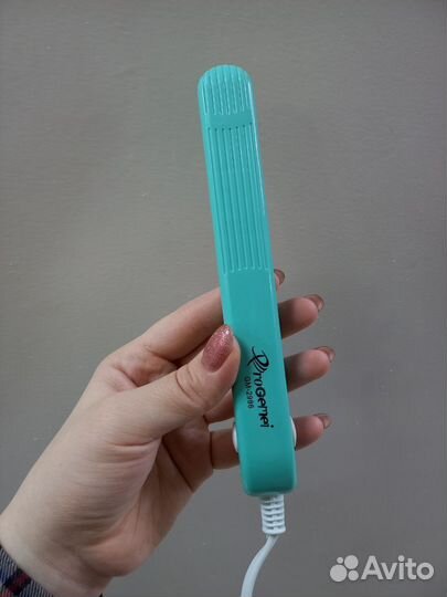 Утюжок для выпрямления волос