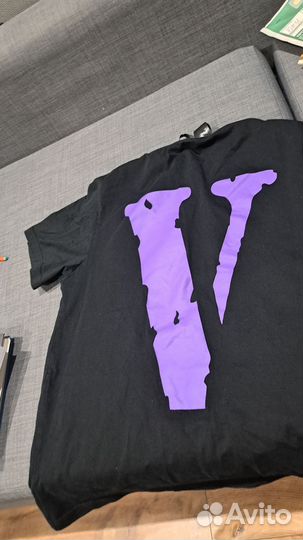 Футболка vlone