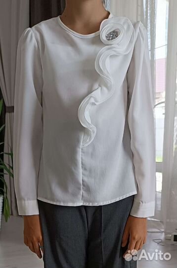 Блузка школьная