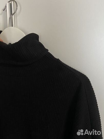 Кофта с воротником