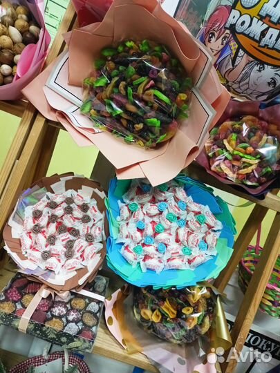 Букеты с рафаелло в наличии