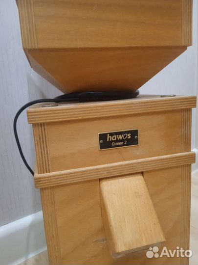 Мельница для зерна бу