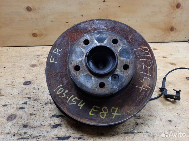 Ступица передняя правая Bmw 120I E87 N46B20B 2007