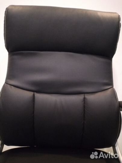 Компьютерное кресло, стул офисный