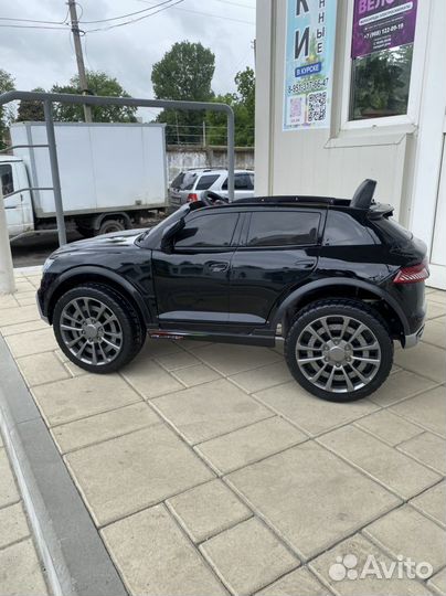 Электромобиль