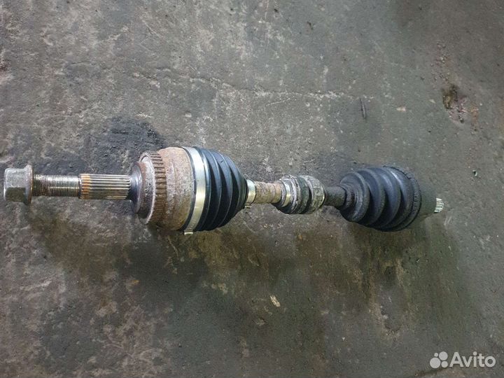 Привод левый ниссан альмера n16 1.8 АКПП