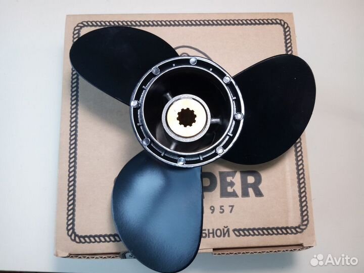 Винт гребной Suzuki 9,9 (15) скоростной 12 шаг