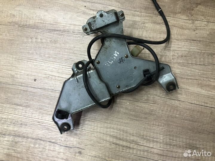 Моторчик заднего стеклоочистителя Subaru Impreza