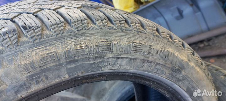 Gislaved Nord Frost 200 235/45 R18