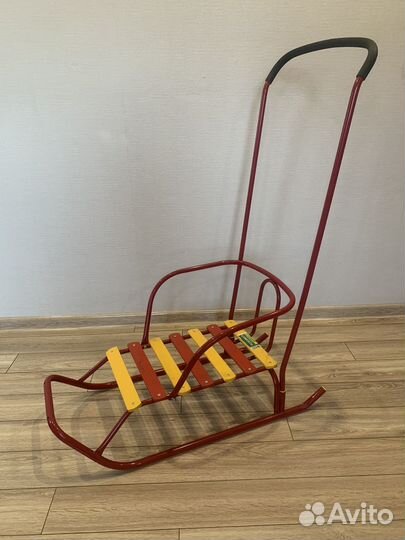 Санки с ручкой