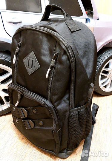 Рюкзак школьный