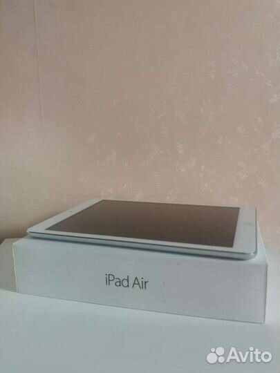 Планшет Apple iPad air 1 32gb wi-fi