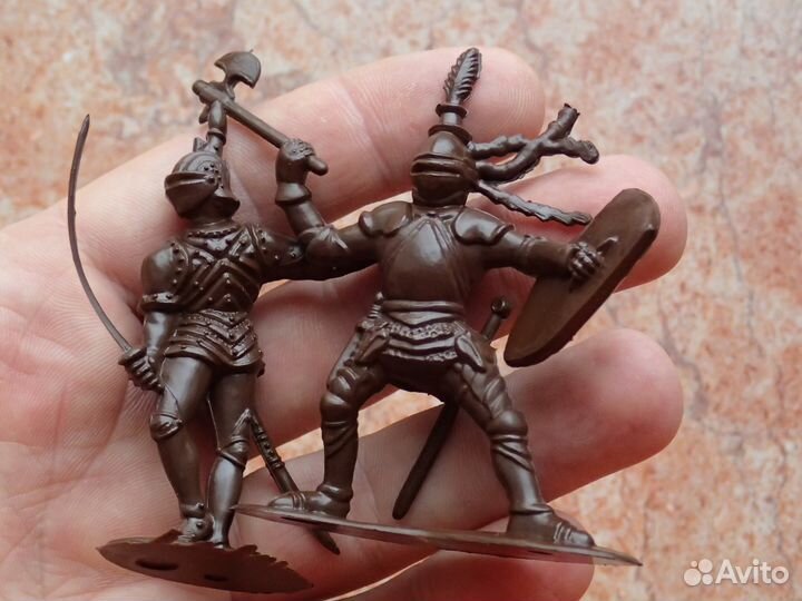 Рыцари набор 6 фигурок высота 6.5см для коллекции