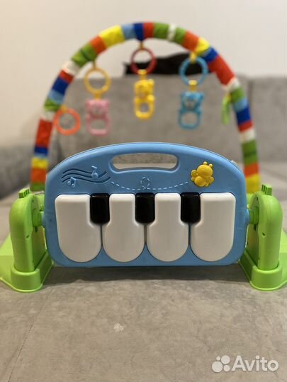 Развивающий коврик для ползания