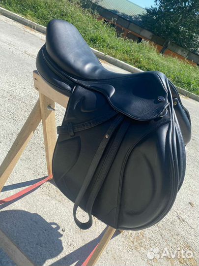 Конкурное седло