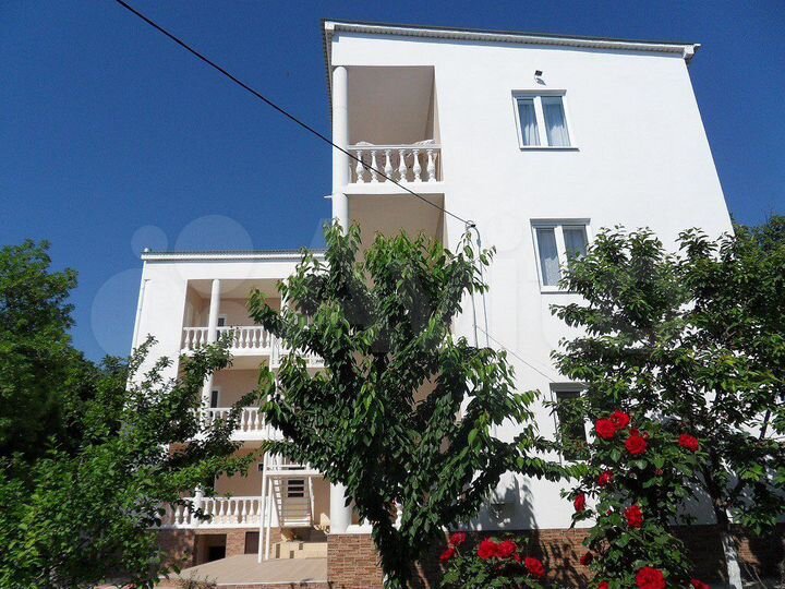 Гостиница, 380 м²