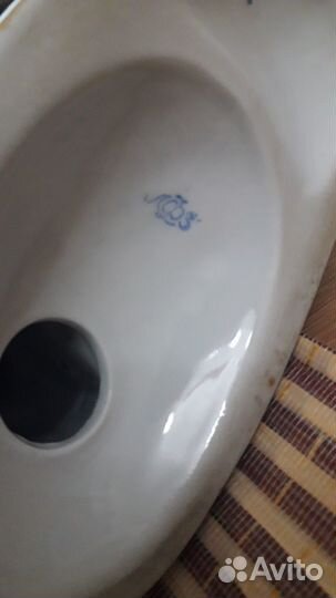 Фарфоровая статуэтка Конькобежка Лфз