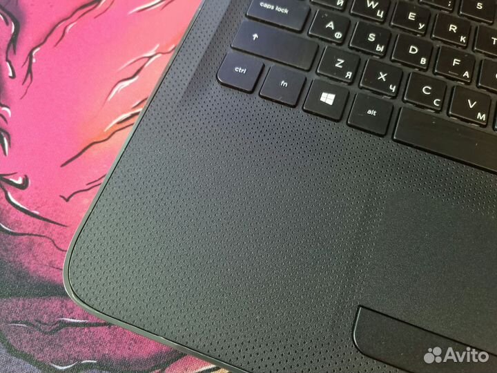 HP 255 AMD E1/4GB/Radeon/320GB