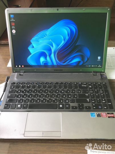 Ноутбук Samsung