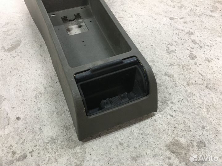 Центральная консоль Mercedes W202 (3901)