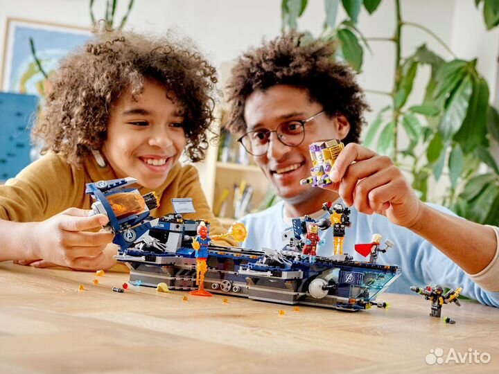 Bela Марвел Супергерои Геликарриер