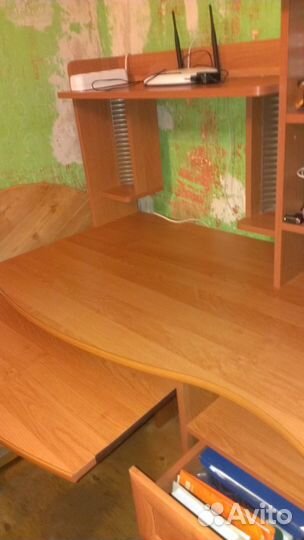 Стол компьютерный
