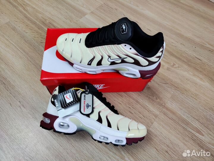 Кроссовки Nike Air Max Tn plus