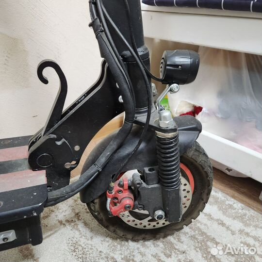 Самокат взрослый электрический