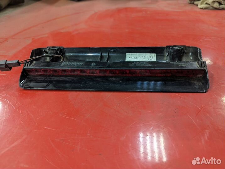 Дополнительный стоп-сигнал Volkswagen Pointer