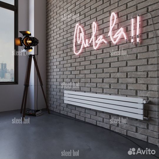 Горизонтальный дизайнерский радиатор Steel-Hot от