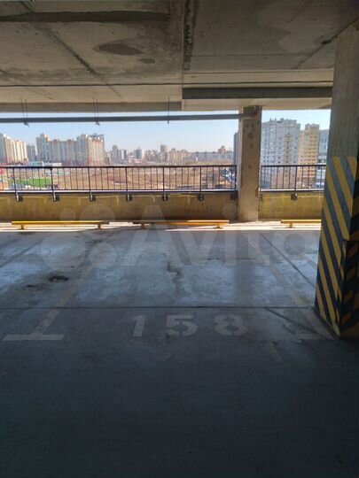 Машиноместо, 13 м²