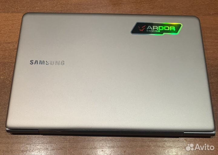 Ноутбук Samsung