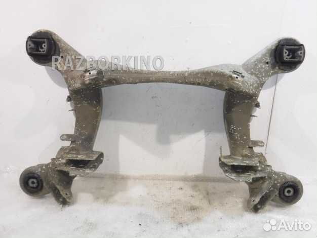 Балка задняя (подрамник)