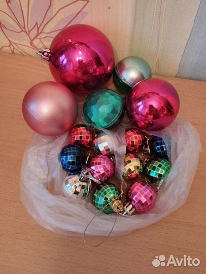 Елочные игрушки