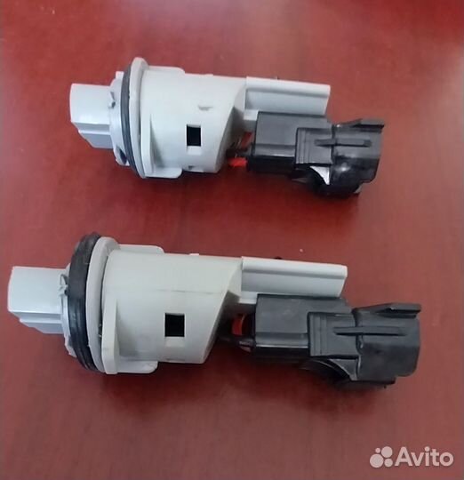 Патроны ламп поворотников Mitsubishi Pajero Sport1