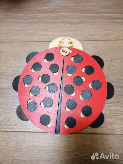 Детские развивающие игрушки деревянные