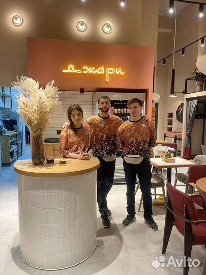 Официант в кафе (Мытищи)