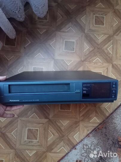 Видеомагнитофон panasonic