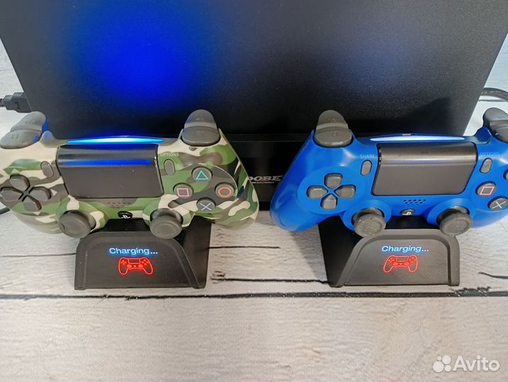 Sony PS4 Pro 2 геймпада + охлаждение (GTA5, NFS, m