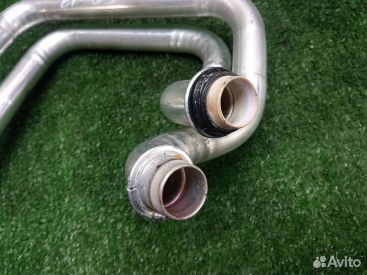 Патрубок отопителя Volkswagen Passat (B6) (2005-2