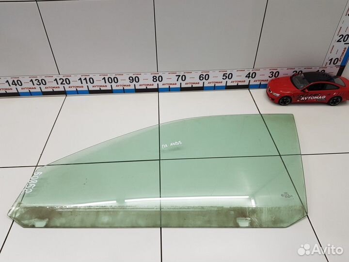 Стекло переднее левое (Audi A4)