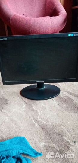 Монитор Samsung 19