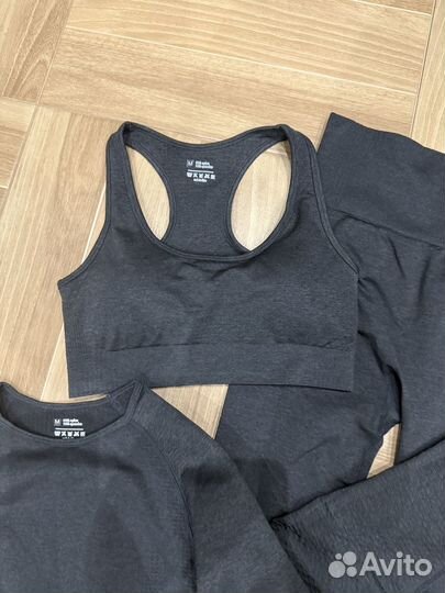 Костюм тройка для фитнеса