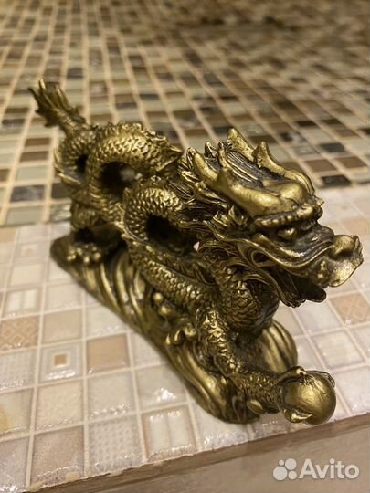 Статуэтки из полистоуна