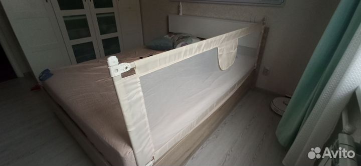 Защитный бортик на взрослую кровать, 200 см